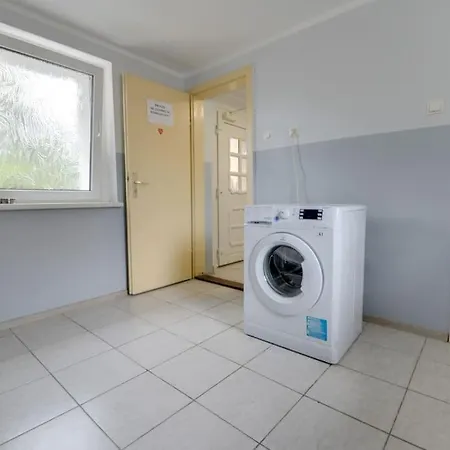 2a Neu Renoviert 3 Zi Whg 5 Betten 43,41qm Schwedt