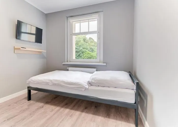 2a Neu Renoviert 3 Zi Whg 5 Betten 43,41qm Apartment Schwedt/Oder